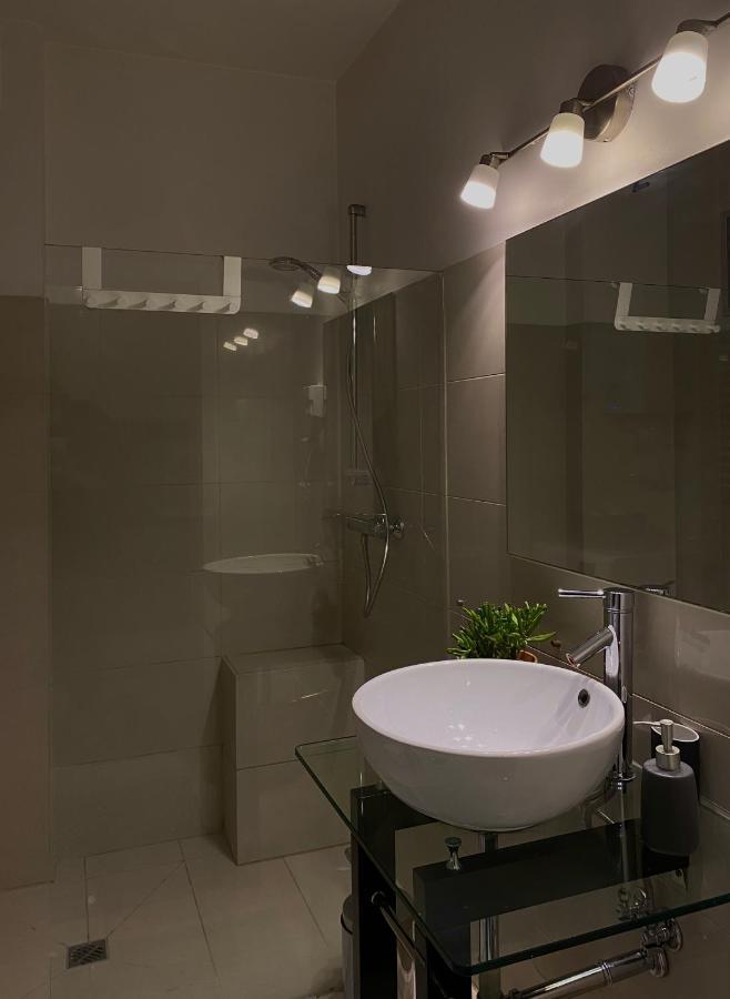 D7 Apartment كراكوفيا المظهر الخارجي الصورة